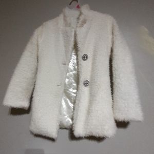 Girls 14 large Guess kids faux fur crystal buttons